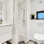 3 Bedroom Stunning In * הדרסלב