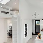 3 Bedroom Stunning In בית נופש הדרסלב