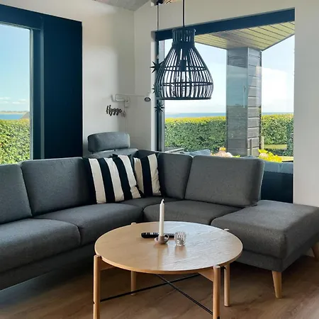 3 Bedroom Stunning In Σπίτι διακοπών *